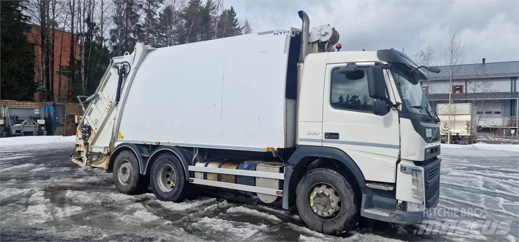 Volvo FM330 Garbage Trucks / Recycling Trucks