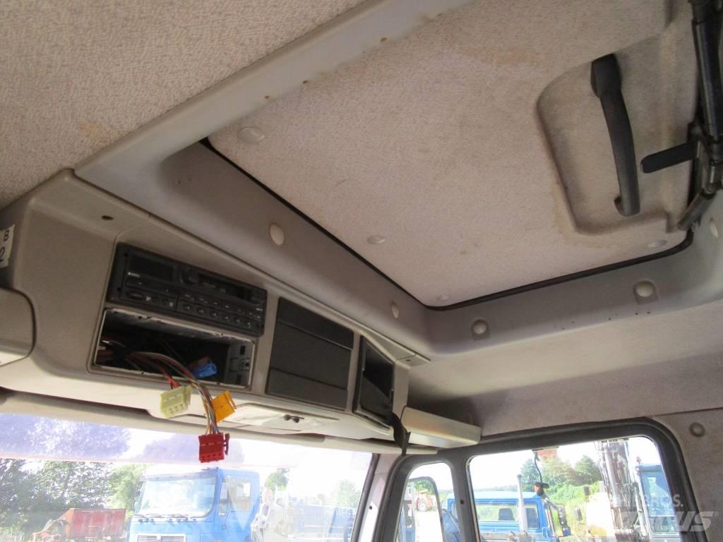 MAN LE 180C  L 2000 Dump Trucks