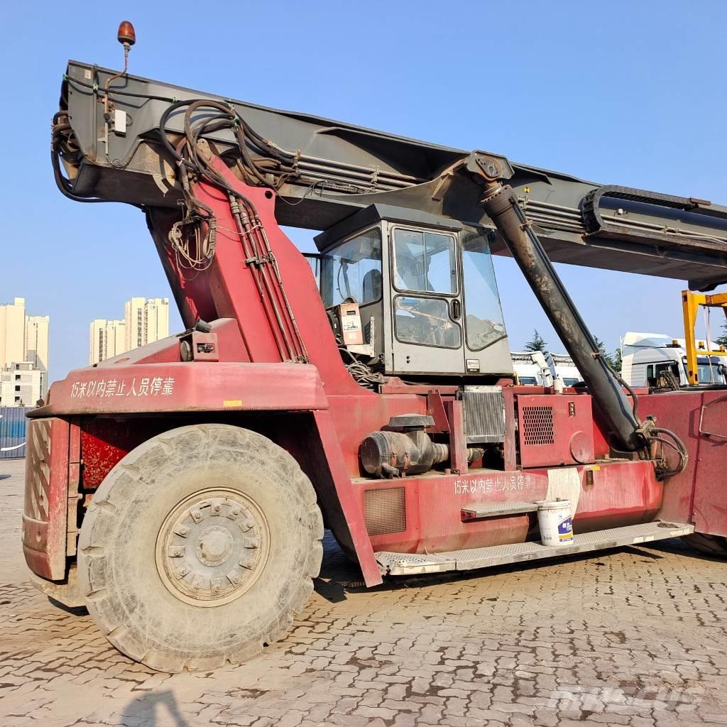 Kalmar DRD 450 Reach Stackers