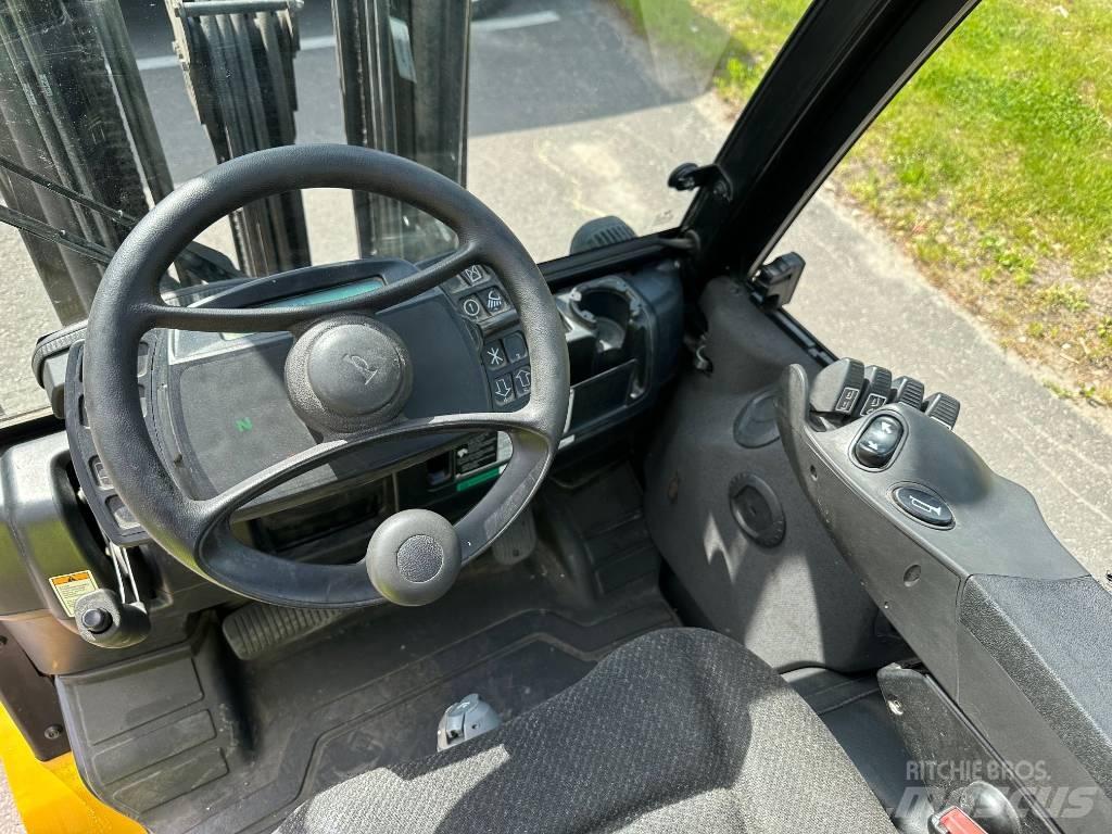 Yale GDP 35 VX Diesel Forklifts