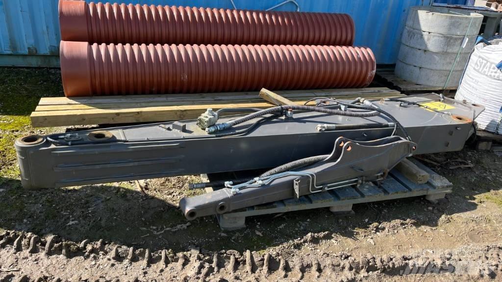 Volvo EC140 Booms and dippers