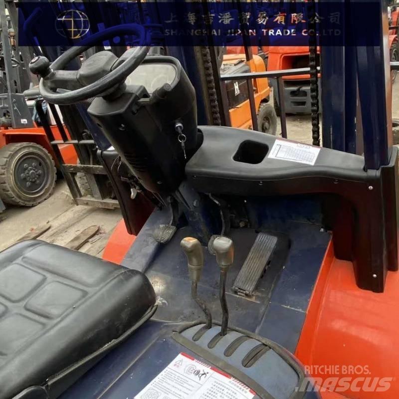 Heli 30 Diesel Forklifts