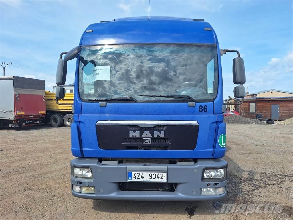 MAN TGL 12.180 Cab & Chassis Trucks