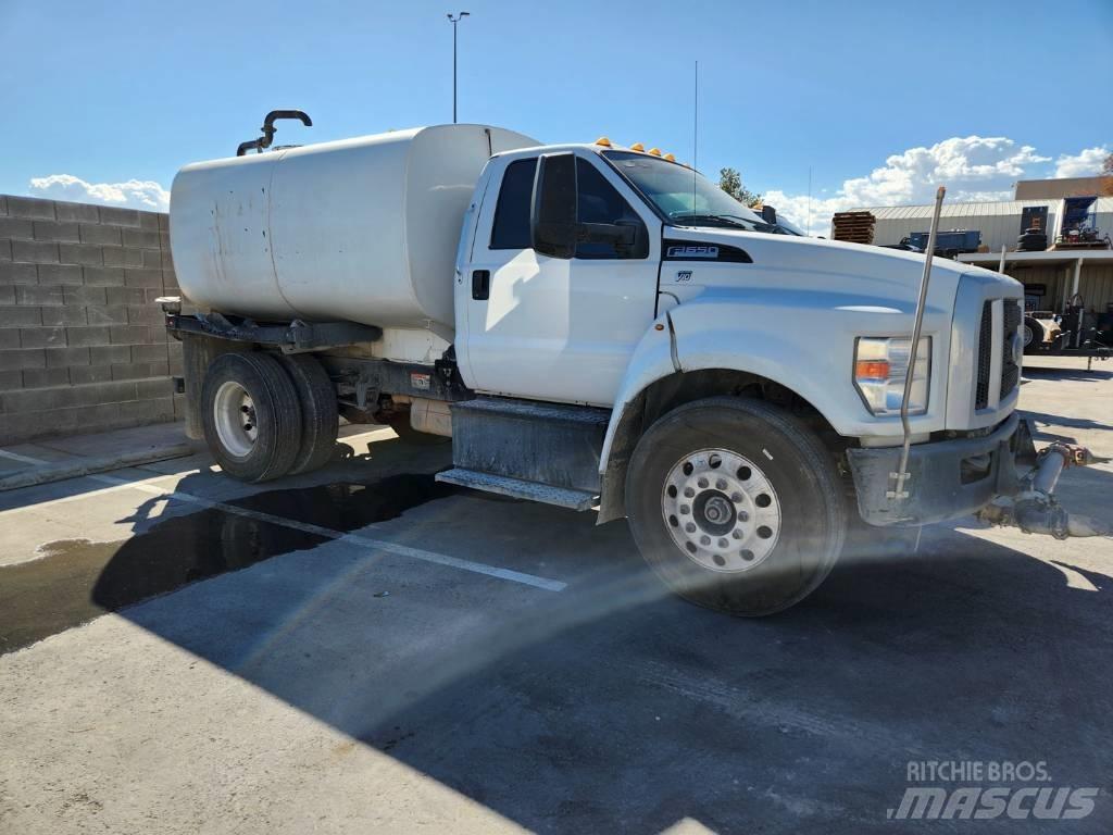 Ford F 650 Water tankers