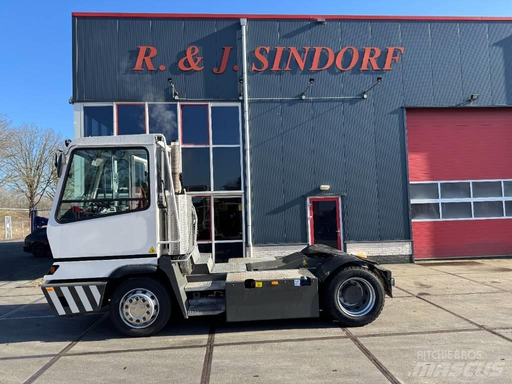 Terberg YT222 Shunt Trucks