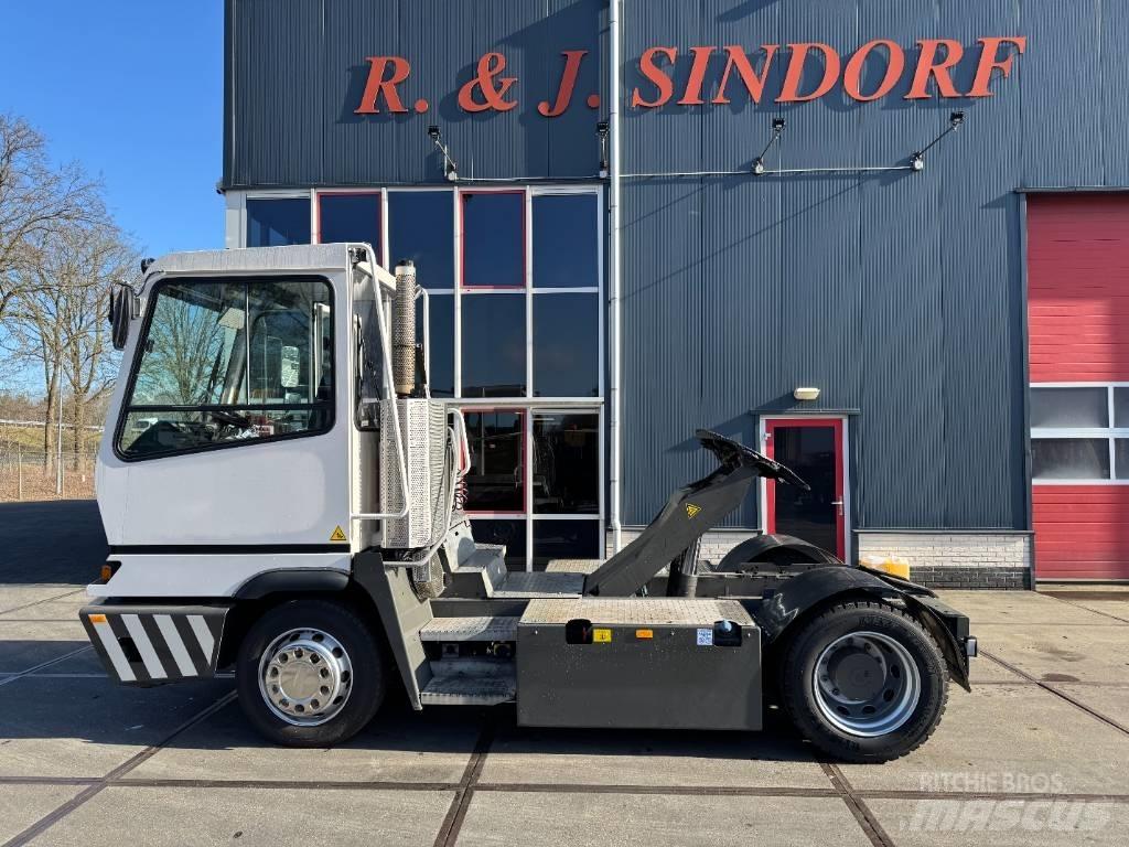 Terberg YT222 Shunt Trucks