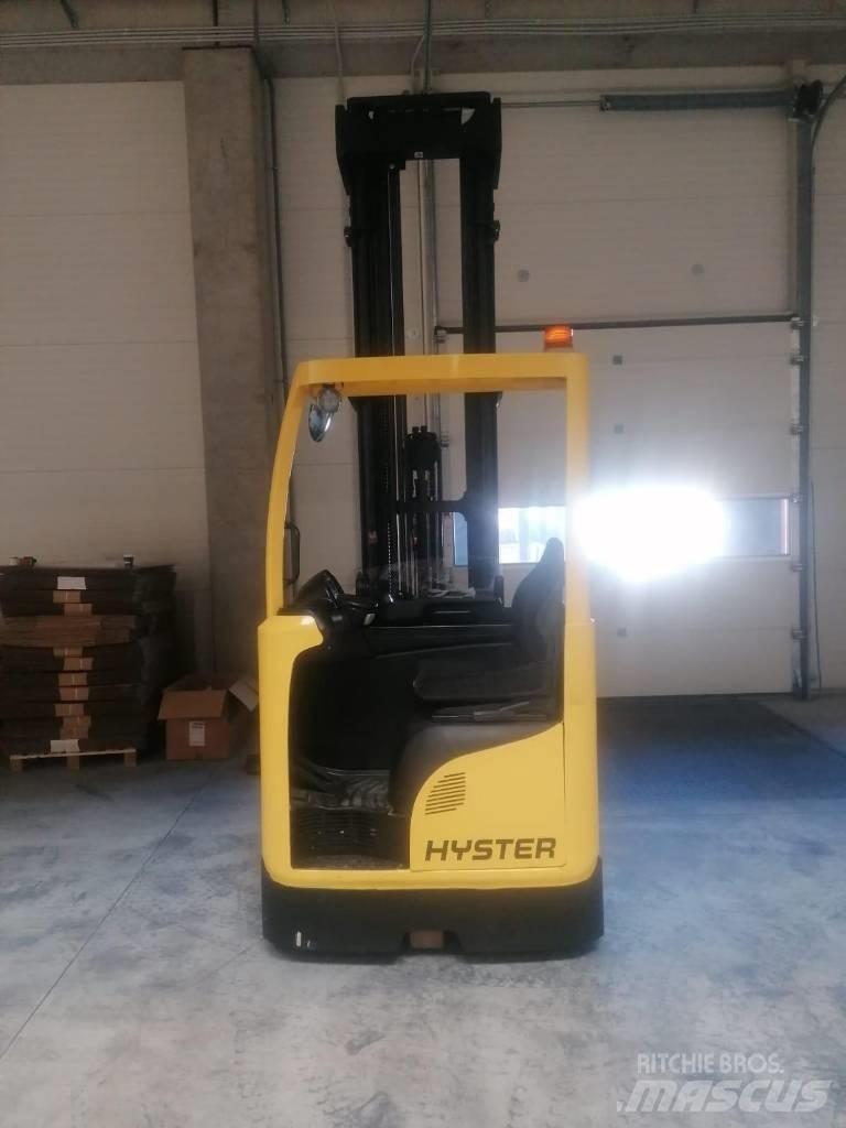 Hyster R 1.6 Reach trucks