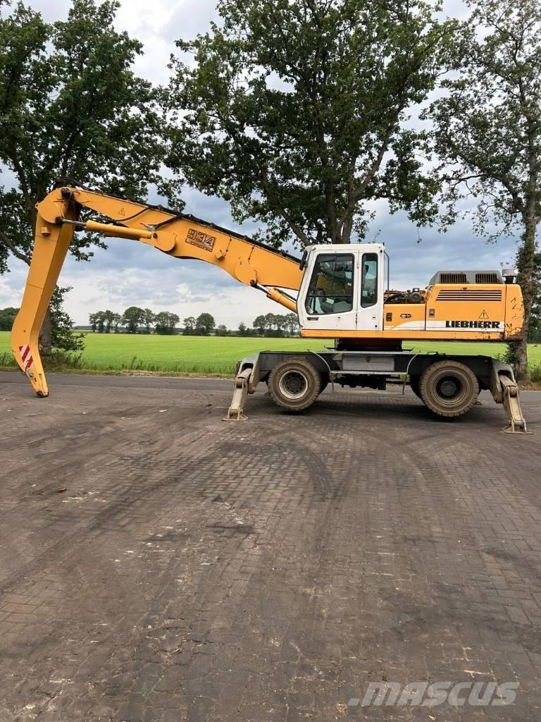 Liebherr 934 B Waste / Industry Handlers