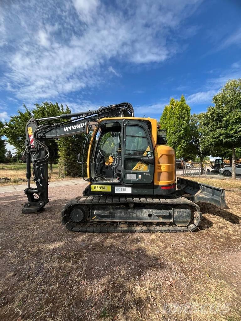 Hyundai HX 130 ALCR Crawler Excavators