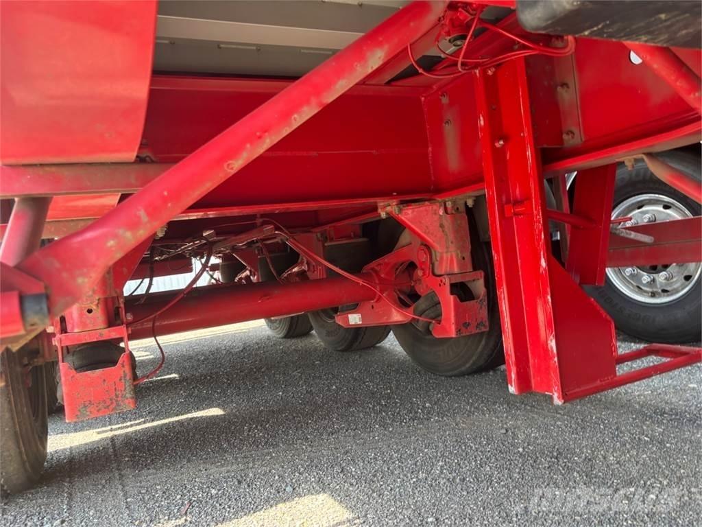 Benalu C39 Dump Trucks