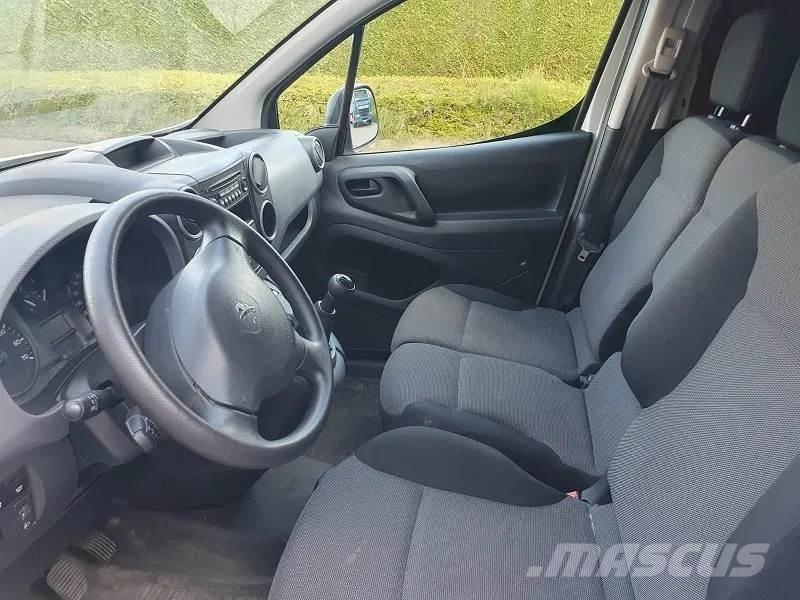 Peugeot Partner Box body