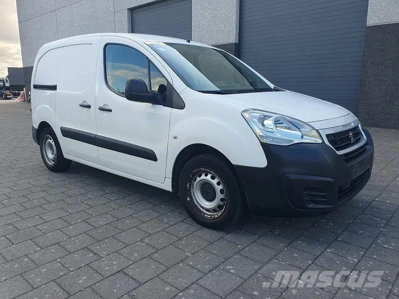 Peugeot Partner Box body