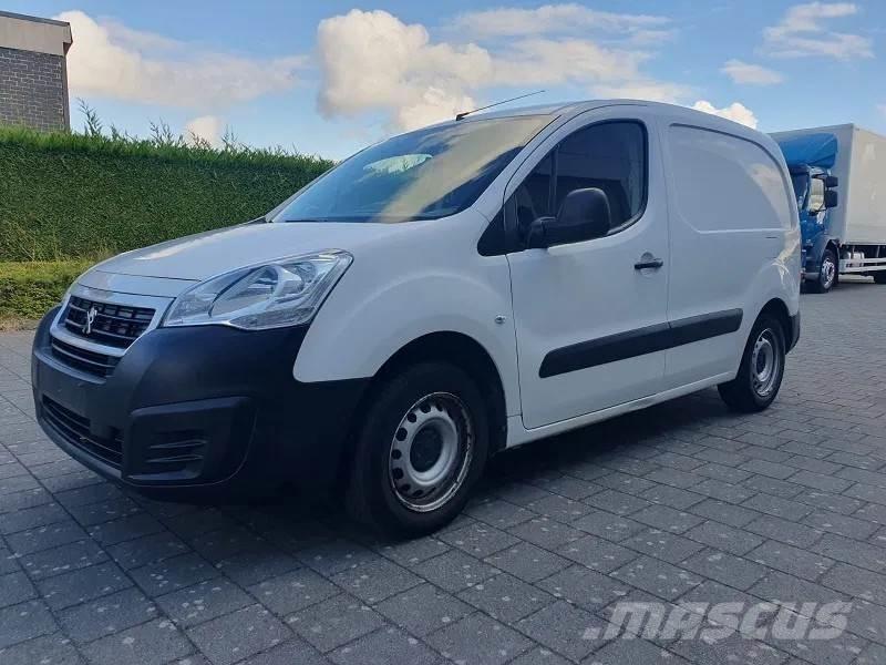 Peugeot Partner Box body