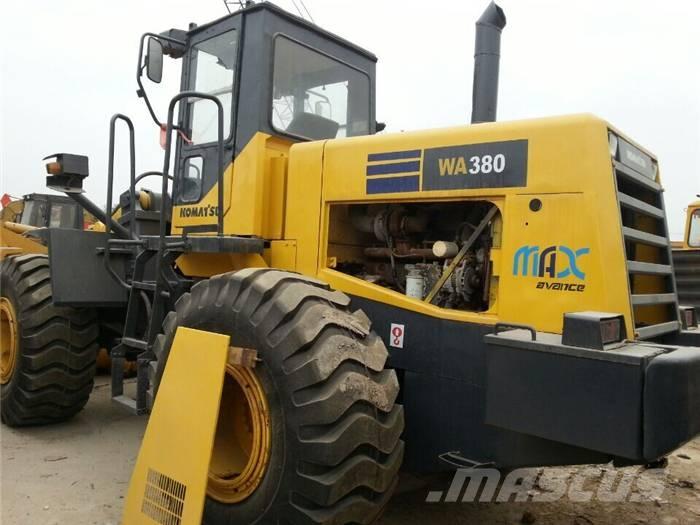 Komatsu WA 380-3 Wheel Loaders