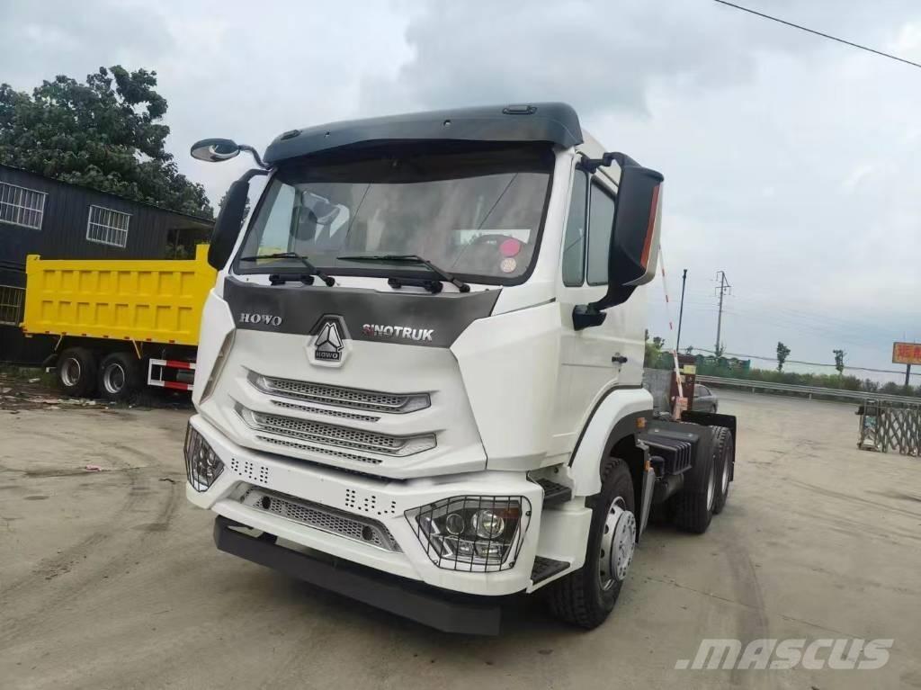 Howo 371 6x4 Conventional Trucks / Tractor Trucks