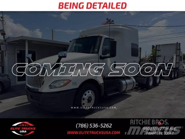 International LT Conventional Trucks / Tractor Trucks
