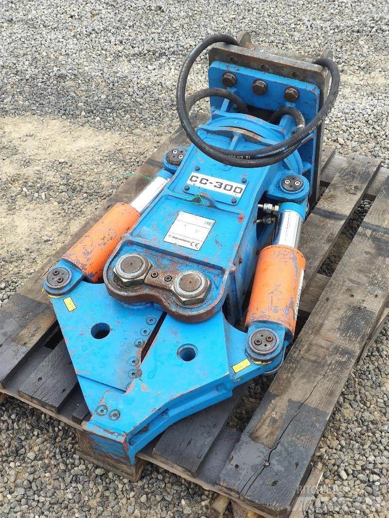  EMB CC300 Cutters