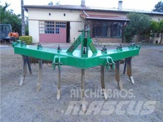  Duque Chisel Plows