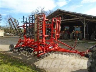 Quivogne  Chain Harrows
