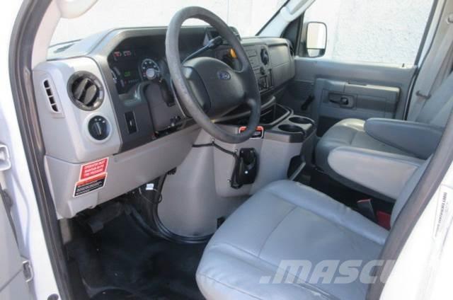 Ford E350 Tow Trucks / Wreckers