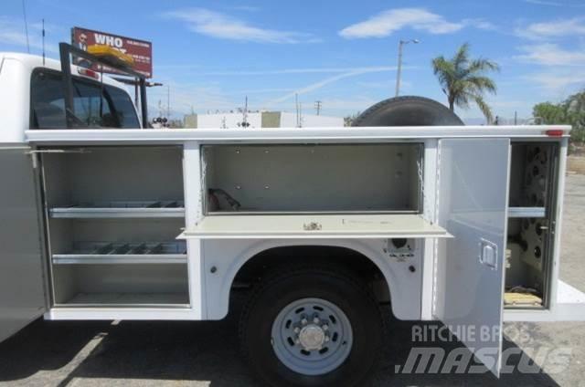 Ford F350 Tow Trucks / Wreckers