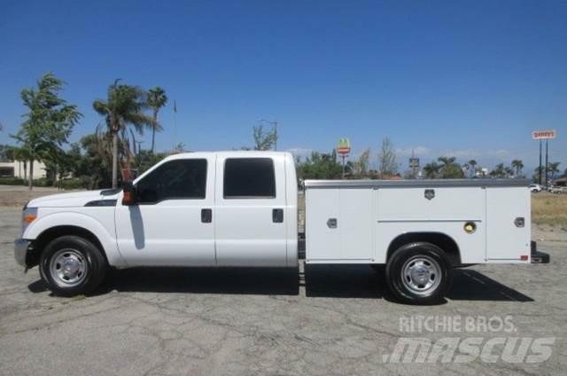 Ford F350 Tow Trucks / Wreckers