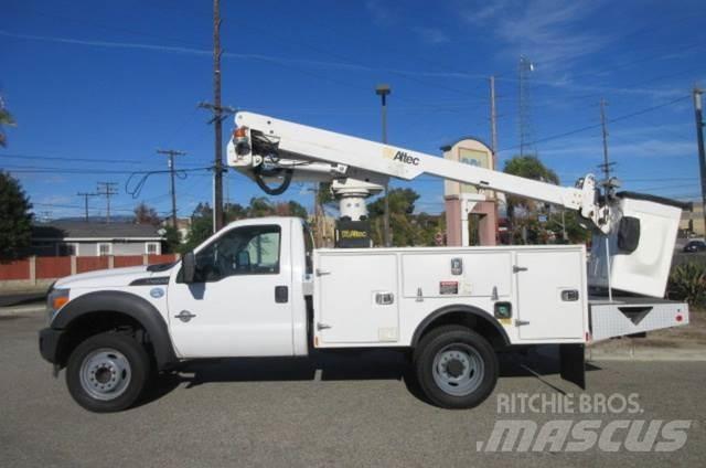 Ford F450 Tow Trucks / Wreckers