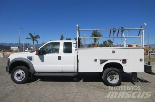 Ford F450 Tow Trucks / Wreckers