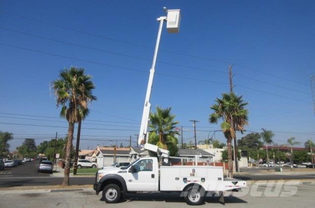 Ford F550 Tow Trucks / Wreckers