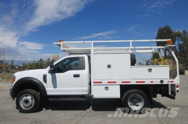 Ford F550 Tow Trucks / Wreckers