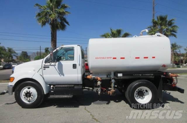 Ford F750 Tow Trucks / Wreckers