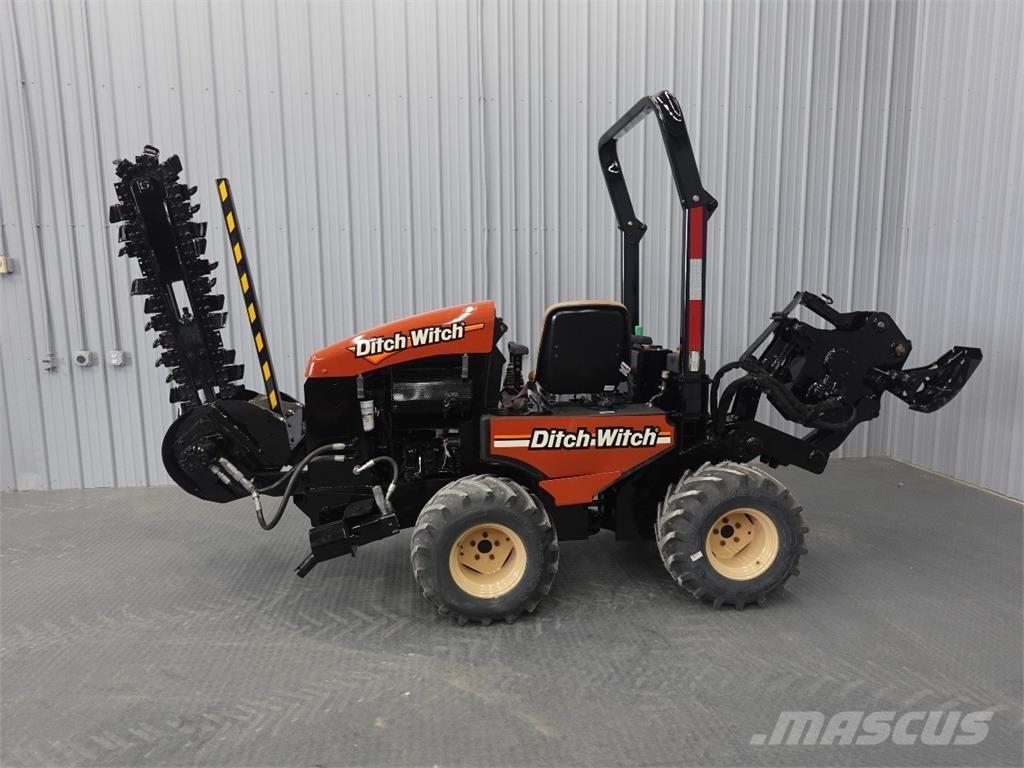 Ditch Witch 420SX Trenchers