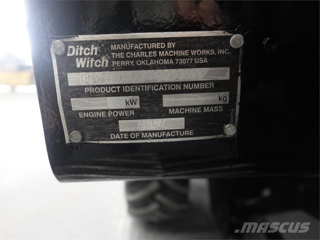 Ditch Witch 420SX Trenchers