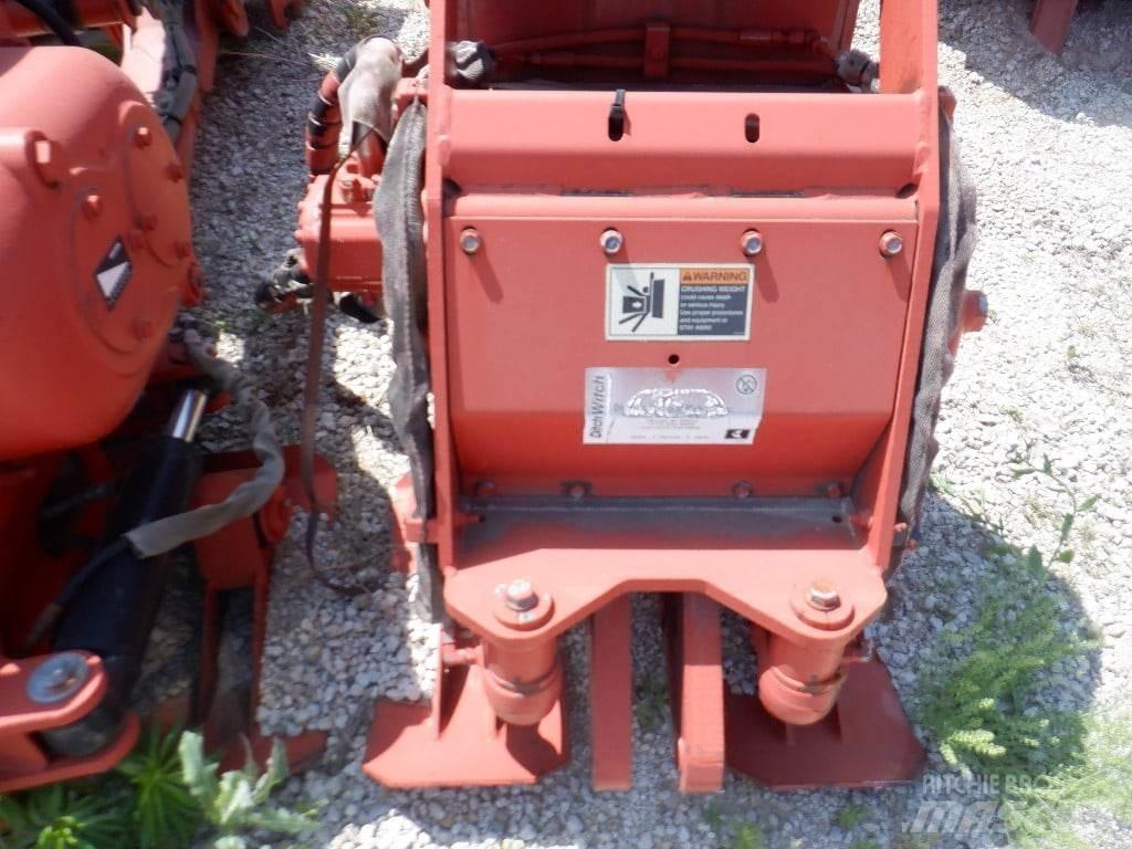 Ditch Witch M530 Plows
