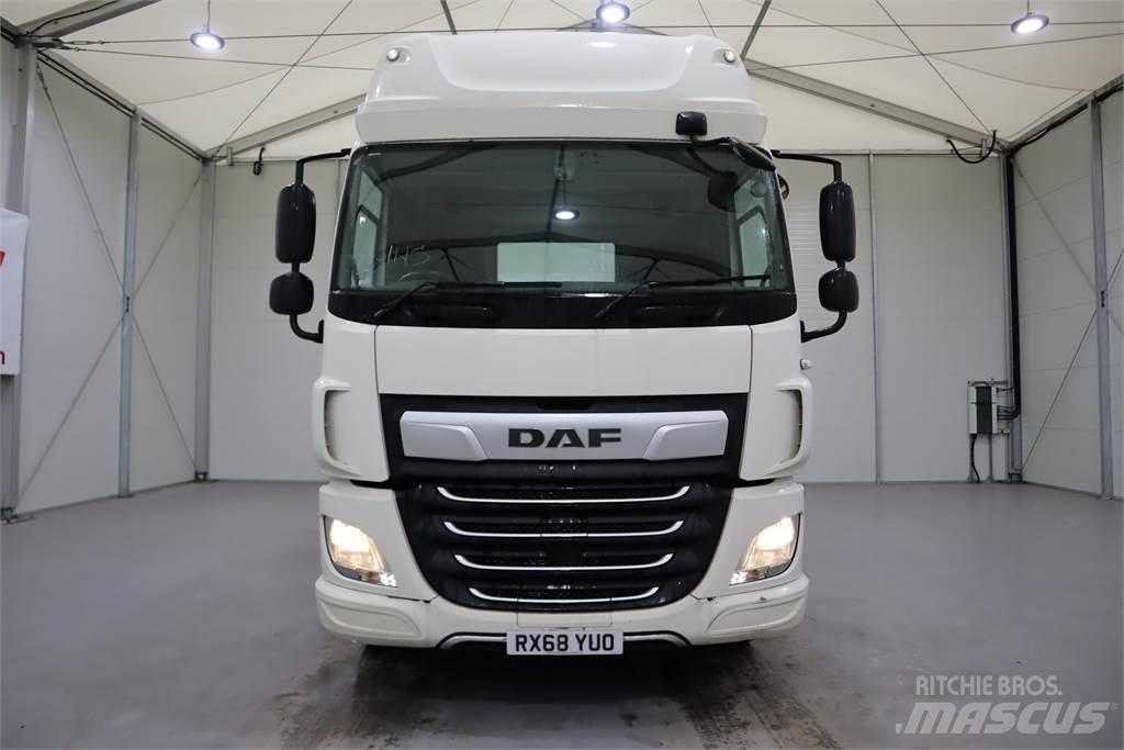 DAF CF450 Conventional Trucks / Tractor Trucks