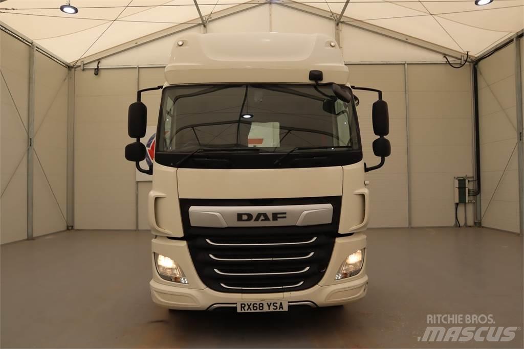 DAF CF450 Conventional Trucks / Tractor Trucks
