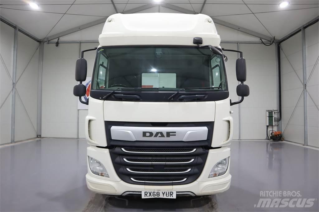 DAF CF450 Conventional Trucks / Tractor Trucks