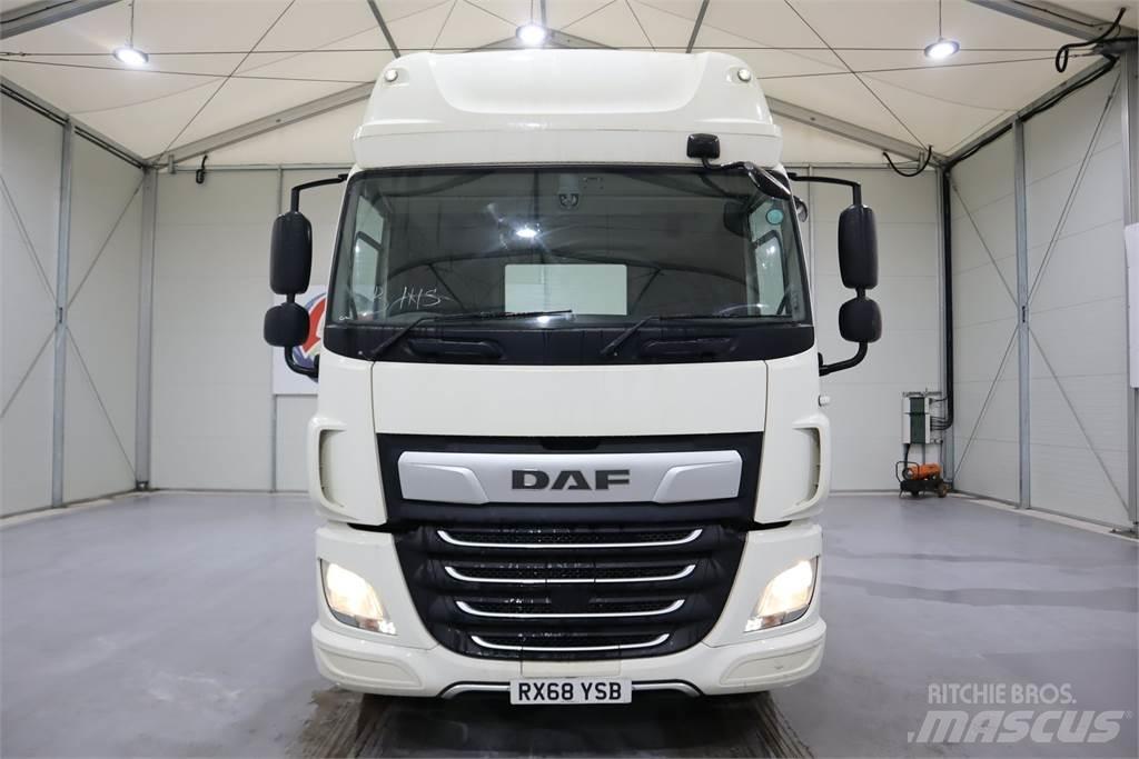DAF CF450 Conventional Trucks / Tractor Trucks
