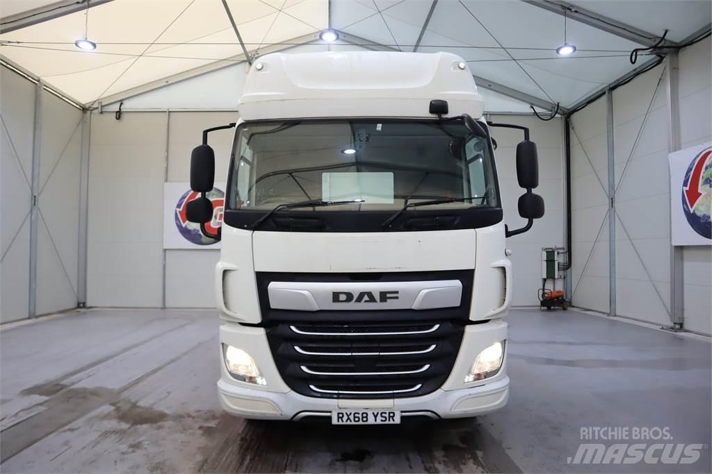 DAF CF450 Conventional Trucks / Tractor Trucks