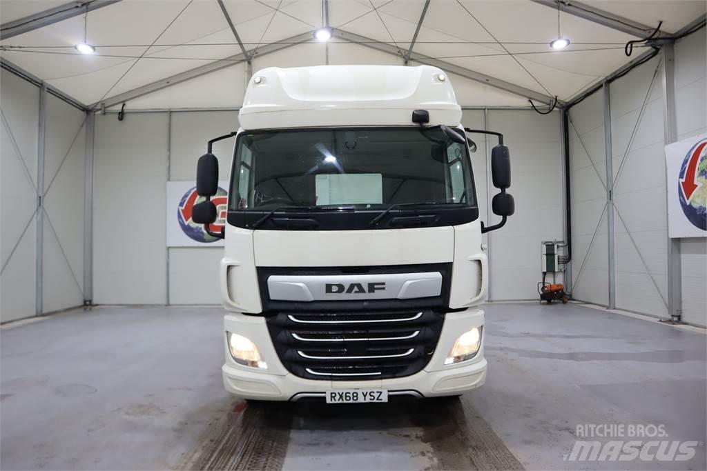 DAF CF450 Conventional Trucks / Tractor Trucks
