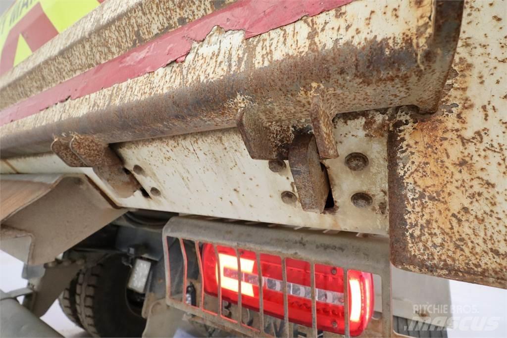 DAF CF460 Dump Trucks