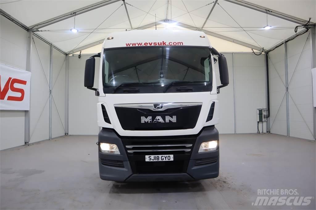 MAN TGX 26.500 Conventional Trucks / Tractor Trucks