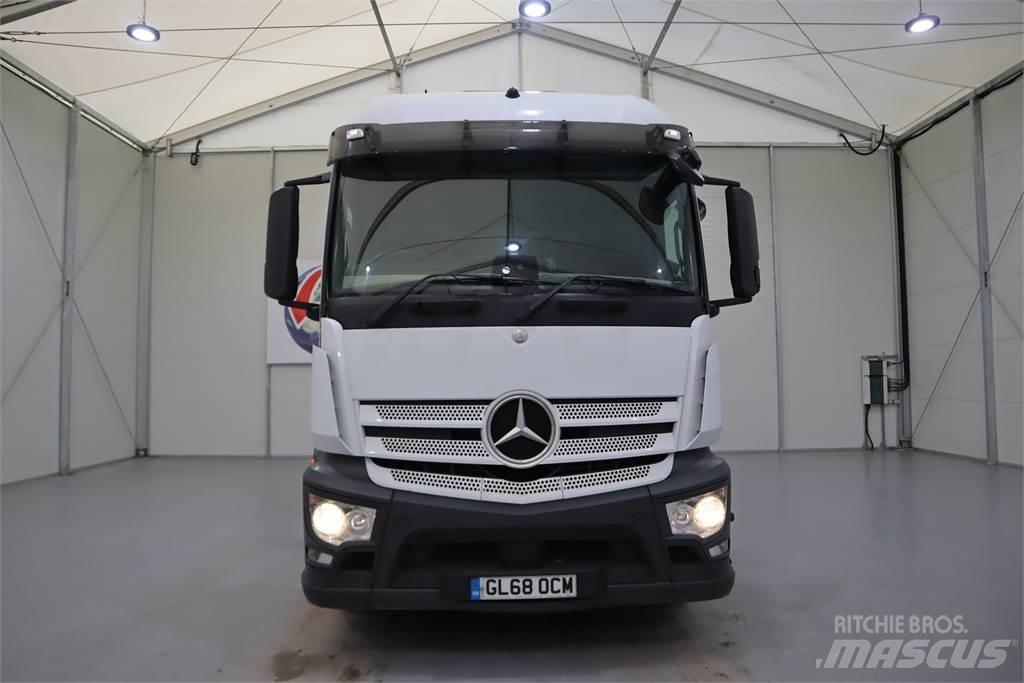 Mercedes-Benz ACTROS 1840 Conventional Trucks / Tractor Trucks