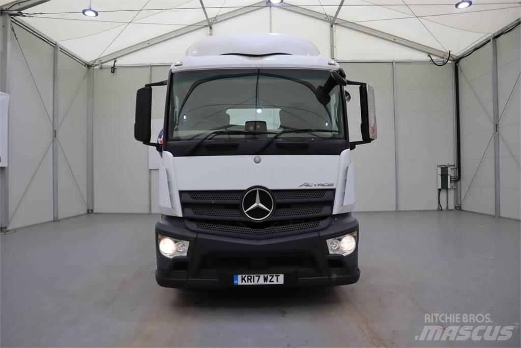Mercedes-Benz ACTROS 1840 Conventional Trucks / Tractor Trucks
