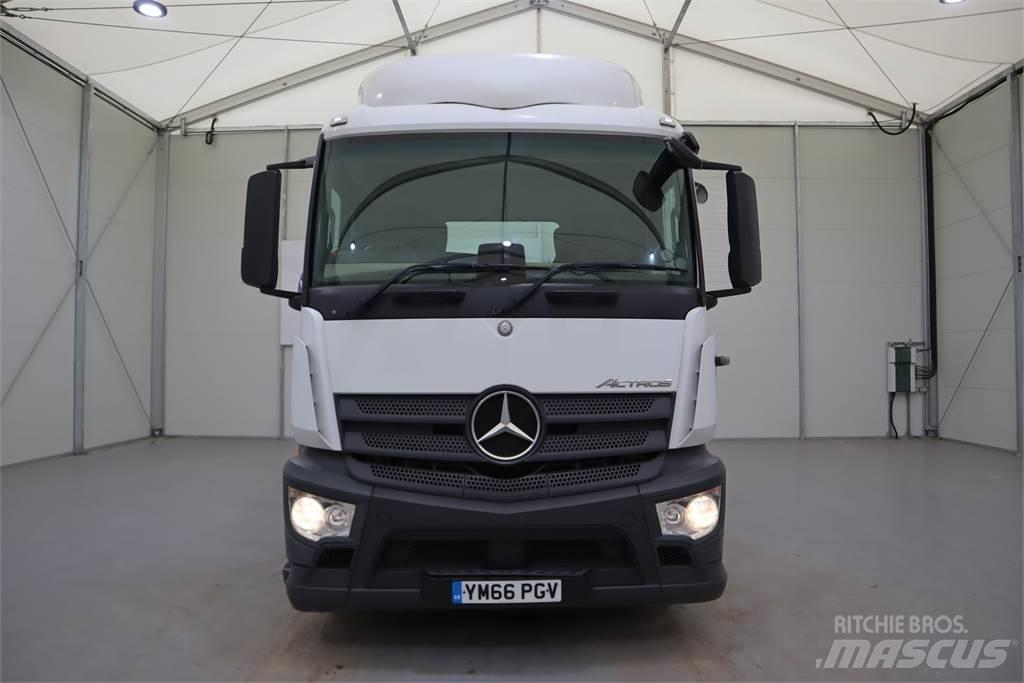 Mercedes-Benz ACTROS 1840 Conventional Trucks / Tractor Trucks