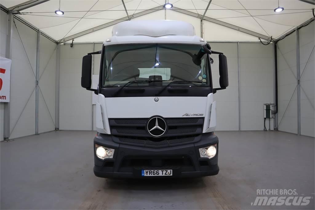 Mercedes-Benz ACTROS 1840 Conventional Trucks / Tractor Trucks