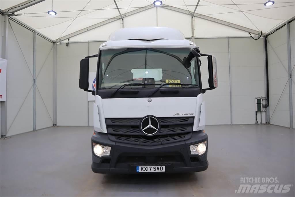 Mercedes-Benz Actros 1840 Conventional Trucks / Tractor Trucks