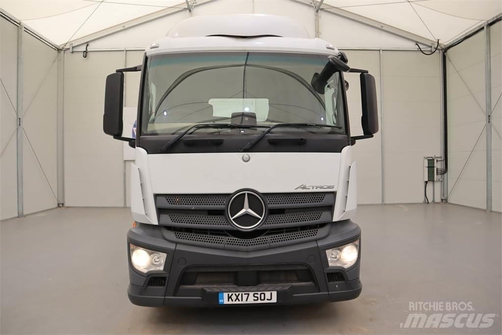 Mercedes-Benz Actros 1840 Conventional Trucks / Tractor Trucks