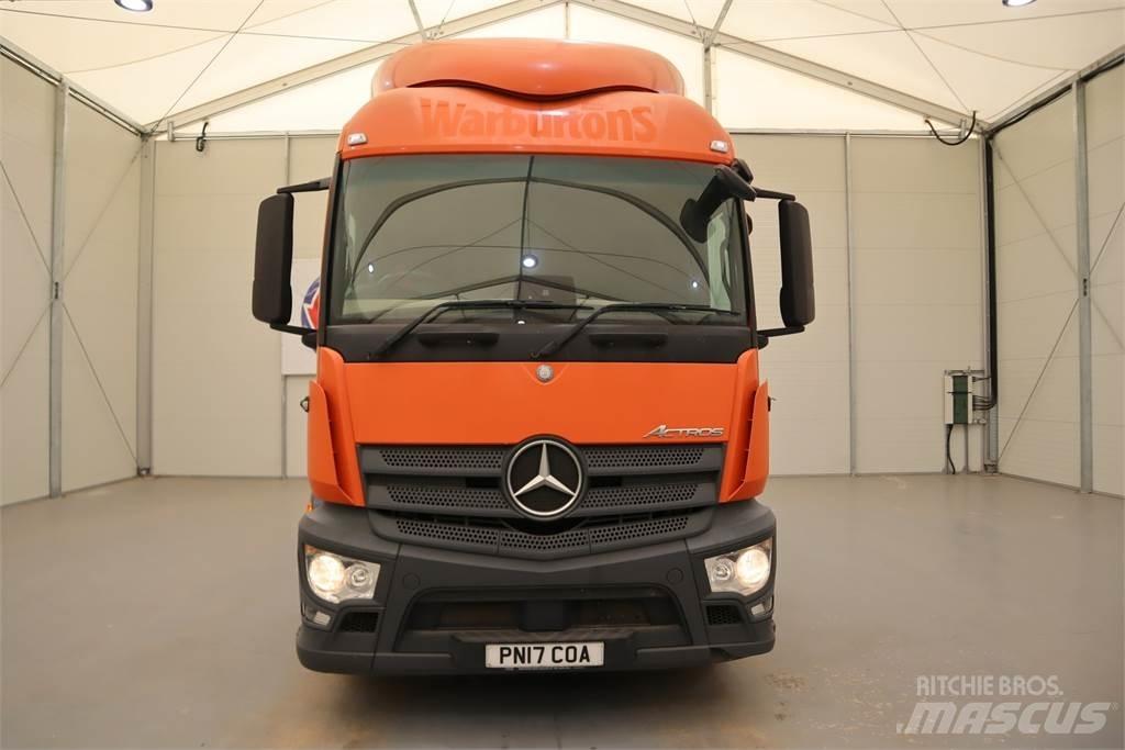 Mercedes-Benz Actros 1840 Conventional Trucks / Tractor Trucks