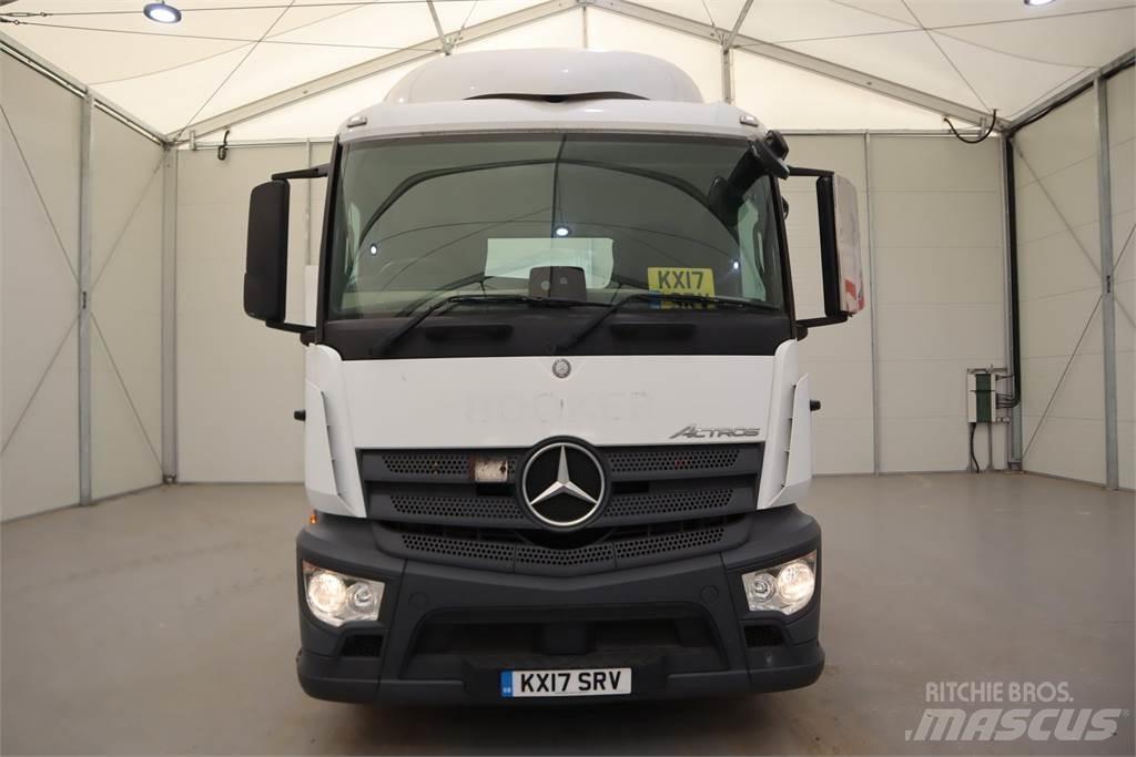 Mercedes-Benz Actros 1840 Conventional Trucks / Tractor Trucks